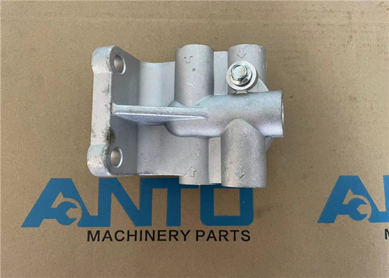 6745-71-7211 6745717211 ফিল্টার হেড এক্সক্যাভারের অংশ KOMATSU D65EX D65PX D65WX GD655 GD675