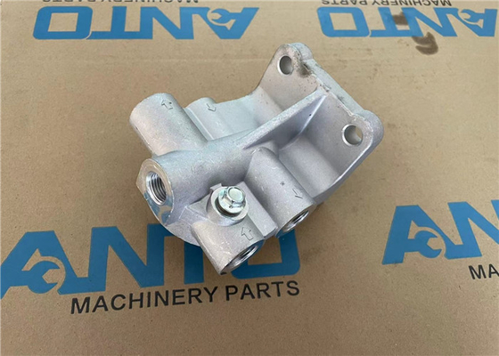 6745-71-7211 6745717211 ফিল্টার হেড এক্সক্যাভারের অংশ KOMATSU D65EX D65PX D65WX GD655 GD675